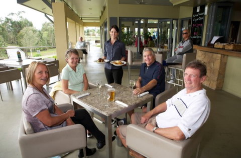 Pelican Waters Golf Club - Hotel NSW 7
