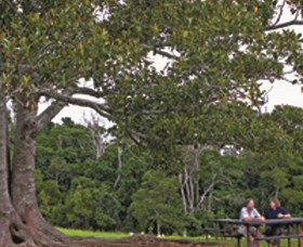 Ravensbourne QLD Hotel NSW