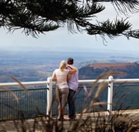 Picnic Point Lookout And Parkland - Hotel NSW
