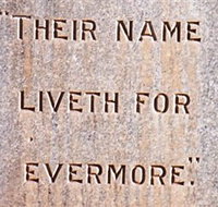 Blackall War Memorial and Memorial Seat - Hotel NSW