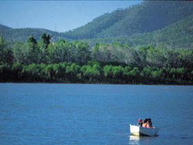 Mackenzie River QLD Hotel NSW