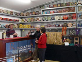 Holland Wines - Hotel NSW 2