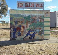 Ben Halls Wall - Hotel NSW