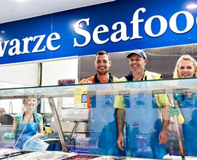 Dandenong Market - Hotel NSW 2