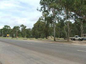 Tipperary Flat - Hotel NSW 0