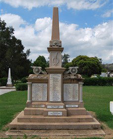 Boer War Memorial And Park, Allora - Hotel NSW 0