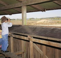 Dangars Lagoon and Racecourse Lagoon - Hotel NSW