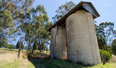 Migrant Heritage Walk - Hotel NSW 2