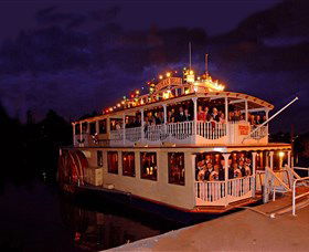 Nepean Belle Paddlewheeler - Hotel NSW 4
