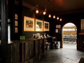 Maximilian's Restaurant And Sidewood Estate Cellar Door - Hotel NSW 1