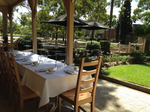 Gatehouse High Tea Rooms - Hotel NSW 0
