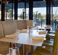 Curve Cafe  Bar - Hotel NSW