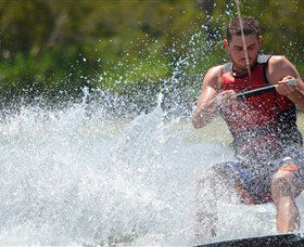 Darwin Ski Club - Hotel NSW 2