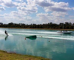 Mulwala Water Ski Club - Hotel NSW 0