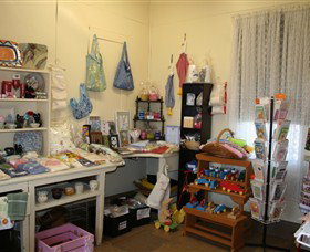 Culcairn Red Cross Craft Shop - Hotel NSW 1