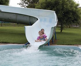 Albury Swim Centre - Hotel NSW 0