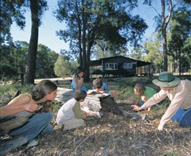 Karakamia Sanctuary - Hotel NSW 0