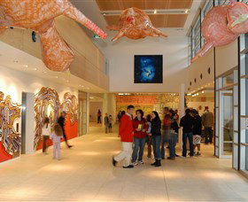 Campbelltown Arts Centre - Hotel NSW 5