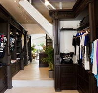 IV COLLECTIVE - Hotel NSW