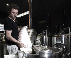 4 Pines Brewing Company - Hotel NSW 4