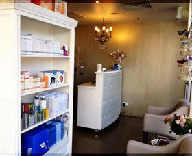 Refresh Face And Body - Hotel NSW 1