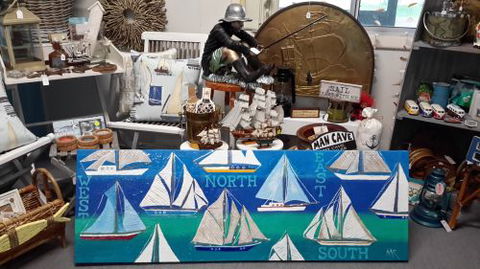 Kaz Art-Whitewash Gallery - Hotel NSW 2