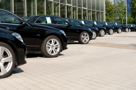 Luxury Movie World Transfers To And From Brisbane CBD Hotel For Up To 4 Ppl - Hotel NSW 1