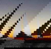 Magnetic Island Sunset Sail - Hotel NSW