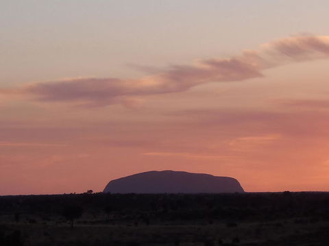 Kata Tjuta Small-Group Tour Including Sunrise And Breakfast - Hotel NSW 2