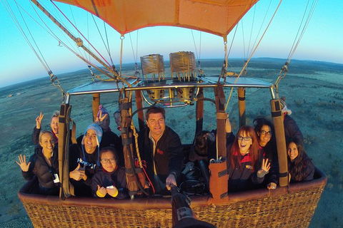 Early Morning Ballooning In Alice Springs - Hotel NSW 3