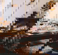 Carmen's Collectables - Hotel NSW