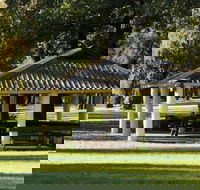 Cattai Farm picnic area - Hotel NSW