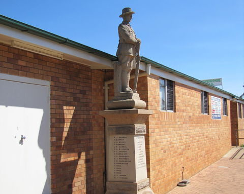 Westbrook War Memorial - Hotel NSW 0