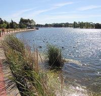 Yerrabi Pond - Hotel NSW