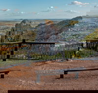 Minerva Hills National Park - Hotel NSW