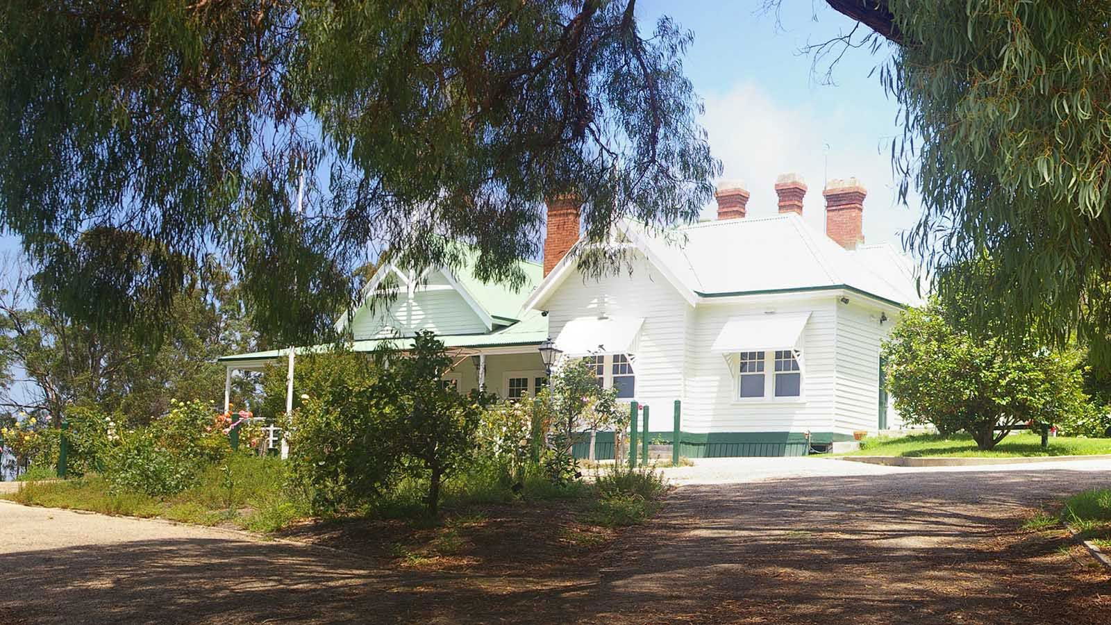 Nungurner VIC Hotel NSW