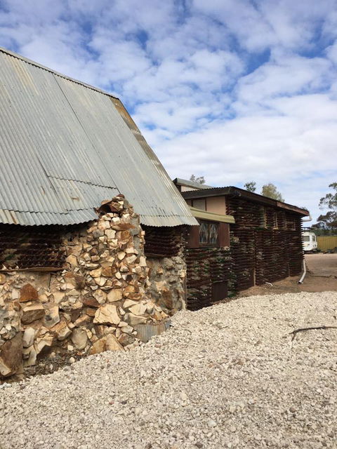 Bottle House And Mining Museum - Hotel NSW 1
