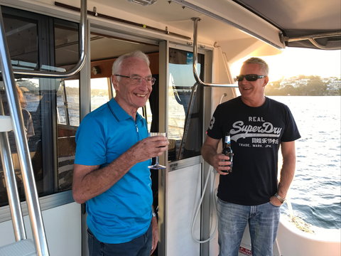 Cruising The  Swan River In At Sunset With Boutique Cruise - Hotel NSW 1