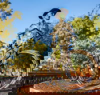 Laverton - Hotel NSW