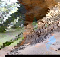 Sandstone Caves Walking Track - Hotel NSW