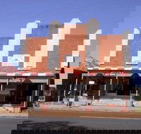 Talbragar Country Antiques - Hotel NSW