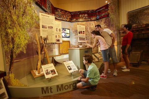 Mount Morgan - Hotel NSW 2