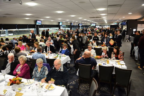Geelong Greyhound Racing Club - The Beckley Centre - Hotel NSW 1