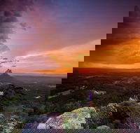 Glass House Mountains - Hotel NSW