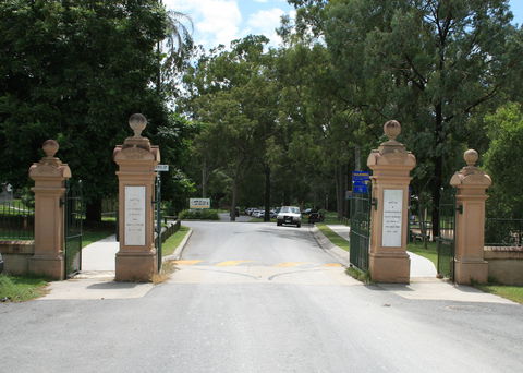 Kalinga Park Memorial - Hotel NSW 0