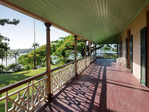 Newstead House - Hotel NSW 1