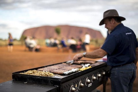 Sunset Australian Barbecue Dinner In Uluru - Hotel NSW 1