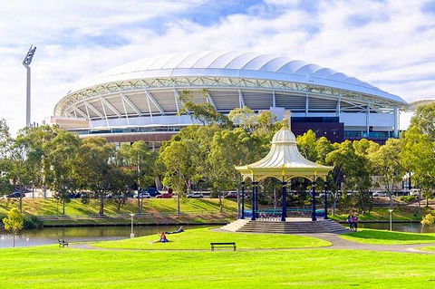 Departure Private Transfers: Adelaide To Adelaide Airport ADL In Luxury Van - Hotel NSW 8