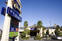 Berwick VIC Hotel NSW