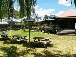 Oakbank Hotel - Hotel NSW 3